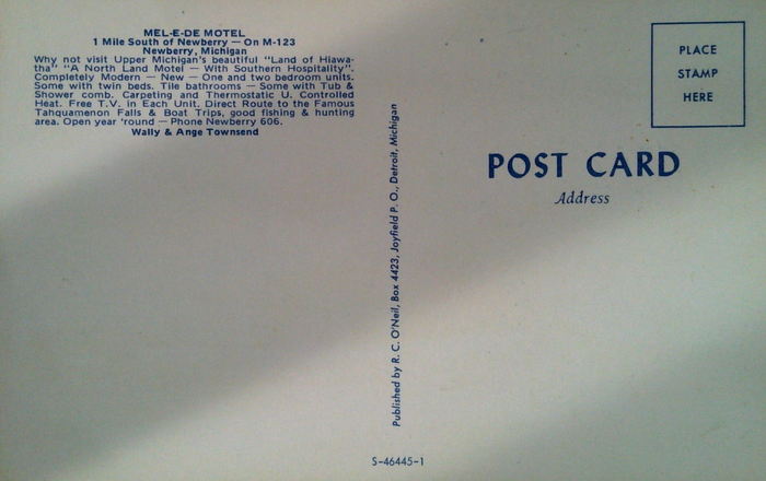 Hollywoods Motel (Mel-E-De Motel) - Old Postcard (newer photo)